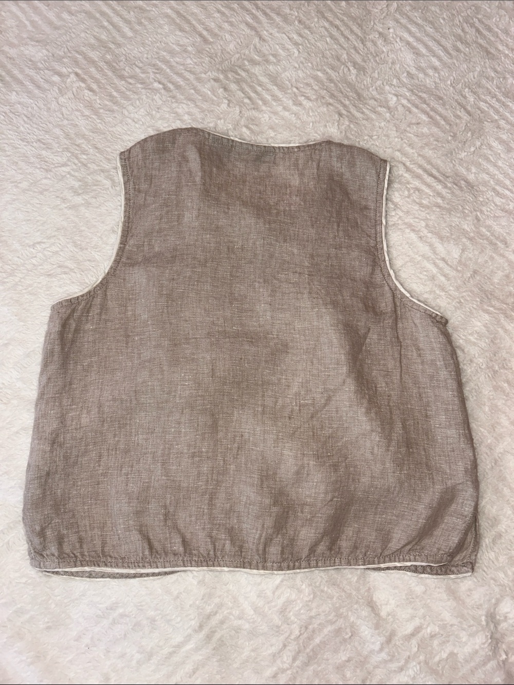 Tahari Taupe Linen Sleeveless Button-Front Top with Cream Trim - Picture 7 of 7